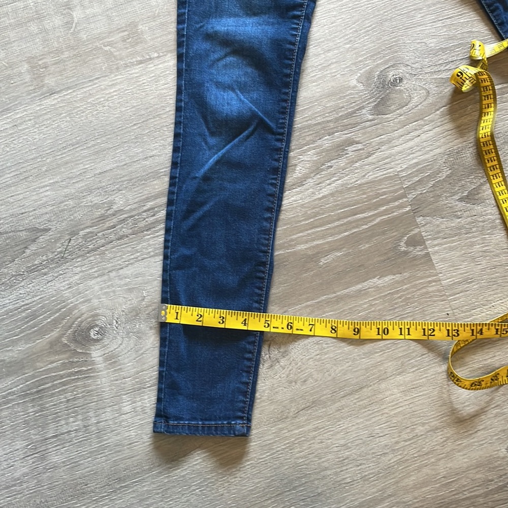 Universal Thread Jeans - Picture 6 of 8